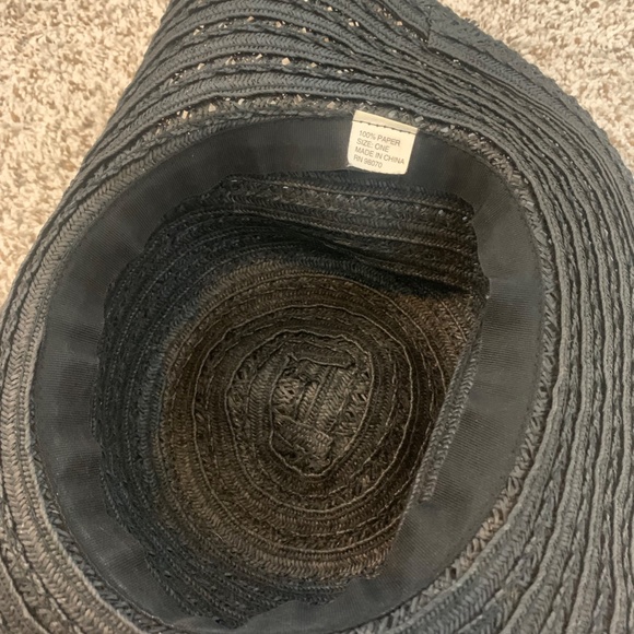 Black Straw Floppy Sun Hat - Picture 5 of 6